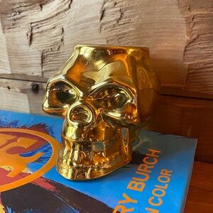 Gold Skull Candle